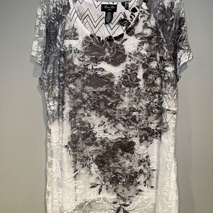 Brittany Black Flutter Sleeve Lace Black White Floral Print Knit Tunic Sz 2X